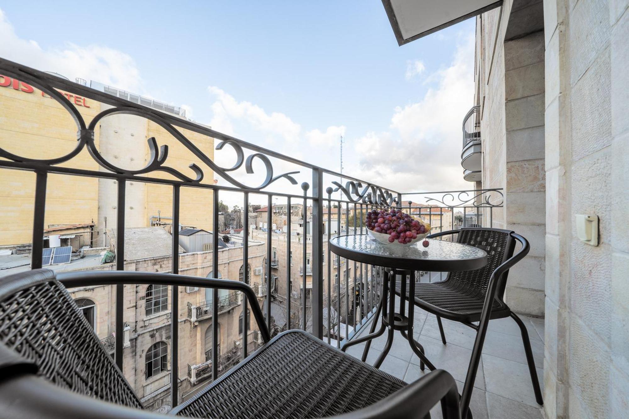 Yashar Suites Jlm Yerusalem Bagian luar foto